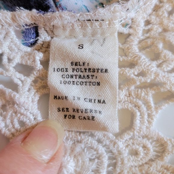 gimmicks BKE Top Lace Beading Sleeveless S - Picture 9 of 11